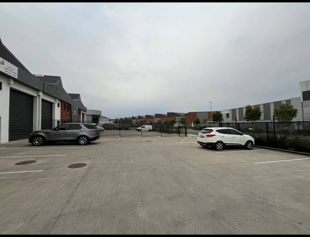420M² WAREHOUSE TO LET IN RIVERGATE